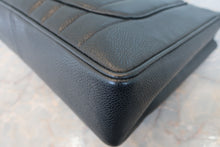 画像をギャラリービューアに読み込む, CHANEL/シャネル マドモアゼルチェーンショルダーバッグ キャビアスキン ブラック/ゴールド金具 ショルダーバッグ 800030052
