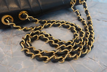 画像をギャラリービューアに読み込む, CHANEL/シャネル マドモアゼルチェーンショルダーバッグ キャビアスキン ブラック/ゴールド金具 ショルダーバッグ 800030052
