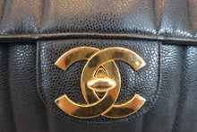 画像をギャラリービューアに読み込む, CHANEL/シャネル マドモアゼルチェーンショルダーバッグ キャビアスキン ブラック/ゴールド金具 ショルダーバッグ 800030052
