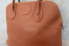 Load image into Gallery viewer, HERMES BOLIDE 35 Graine Couchevel leather Gold Shoulder bag 600070105
