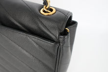画像をギャラリービューアに読み込む, CHANEL/シャネル Vステッチチェーンショルダーバッグ キャビアスキン ブラック/ゴールド金具 ショルダーバッグ 800100154
