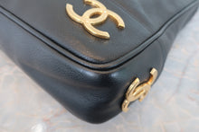 Load image into Gallery viewer, CHANEL Triple CC Chain shoulder Caviar skin Black/Gold hadware Shoulder bag 800060041
