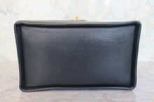 画像をギャラリービューアに読み込む, CHANEL/シャネル ココマークバニティ キャビアスキン ブラック/ゴールド金具 バニティ 800030051
