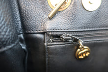 Load image into Gallery viewer, CHANEL Triple CC Chain shoulder Caviar skin Black/Gold hadware Shoulder bag 800060041
