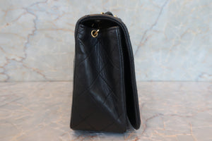 CHANEL Matelasse chain shoulder bag Lambskin Black/Gold hadware Shoulder bag 700060179