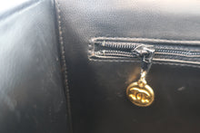 画像をギャラリービューアに読み込む, CHANEL/シャネル ココマークバニティ キャビアスキン ブラック/ゴールド金具 バニティ 800030051
