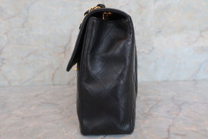 CHANEL Medium Matelasse single flap chain shoulder bag Lambskin Black/Gold hadware Shoulder bag 600060070