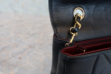 Load image into Gallery viewer, CHANEL  Diana matelasse chain shoulder bag Lambskin Black/Gold hadware Shoulder bag 800090060
