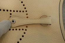 將圖片載入圖庫檢視器 HERMES／エルメス エブリンTPM トリヨンクレマンス ナタ Y刻印 ショルダーバッグ 700100037
