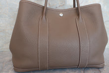 将图片加载到图库查看器，HERMES GARDEN PARTY PM Steeple Country leather Etoupe gray T刻印 Tote bag 600080210
