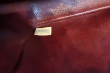 Load image into Gallery viewer, CHANEL Matelasse chain shoulder bag Lambskin Black/Gold hadware Shoulder bag 700060179
