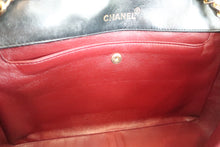 Load image into Gallery viewer, CHANEL Matelasse single flap chain shoulder bag Lambskin Black/Gold hadware Shoulder bag 600060096
