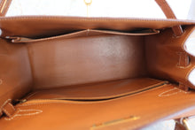 Load image into Gallery viewer, HERMES KELLY 28 Graine Couchevel leather Gold 〇V Engraving Shoulder bag 600090007
