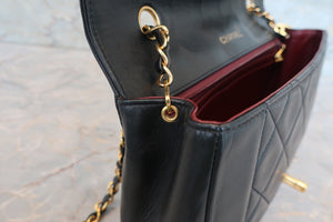 CHANEL/シャネル ダイアナマトラッセチェーンショルダーバッグ ラムスキン ブラック/ゴールド金具 ショルダーバッグ 700060141
