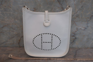 HERMES EVELYNE TPM Epsom leather White □H刻印 Shoulder bag 600100029