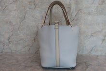 将图片加载到图库查看器，HERMES PICOTIN LOCK MM Clemence leather/Swift leather Blue pale/Pearl gray □R刻印 Hand bag 600070194
