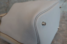 将图片加载到图库查看器，HERMES PICOTIN LOCK MM Clemence leather/Swift leather Blue pale/Pearl gray □R刻印 Hand bag 600070194
