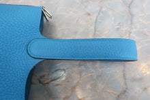 将图片加载到图库查看器，HERMES PICOTIN LOCK PM Clemence leather Blue zanzibar A刻印 Hand bag 800010199
