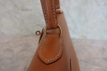 画像をギャラリービューアに読み込む, HERMES／エルメス ケリー28 クシュベル ゴールド ショルダーバッグ 800040071
