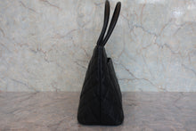 Load image into Gallery viewer, CHANEL Medallion Tote Caviar skin Black/Gold hadware Tote bag 800090022
