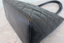 Load image into Gallery viewer, CHANEL Medallion Tote Caviar skin Black/Gold hadware Tote bag 800090022
