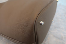 画像をギャラリービューアに読み込む, HERMES／エルメス ピコタンロックタッチＭＭ トリヨンクレマンス/クロコダイル アリゲーター エトゥープ Y刻印 ハンドバッグ 800020104
