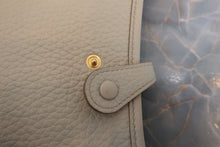 Load image into Gallery viewer, HERMES  EVELYNE TPM Clemence leather Craie W Engraving Shoulder bag 700050043
