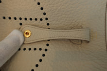 Load image into Gallery viewer, HERMES  EVELYNE TPM Clemence leather Craie W Engraving Shoulder bag 700050043
