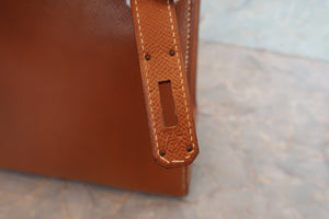 HERMES／エルメス ケリー28 クシュベル ゴールド 〇T刻印 ショルダーバッグ 700070058
