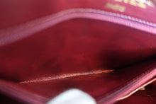 Load image into Gallery viewer, CHANEL Paris Limited Mini Matelasse double flap chain shoulder bag Lambskin Black/Gold hadware Shoulder bag 700120143
