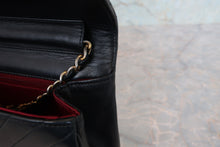 Load image into Gallery viewer, CHANEL Bias stitch push lock chain shoulder bag Lambskin Black/Gold hadware Shoulder bag 800080127
