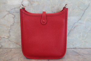 HERMES／エルメス エブリンTPM トリヨンクレマンス ルージュカザック T刻印 ショルダーバッグ 700080211