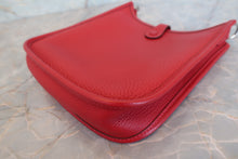 將圖片載入圖庫檢視器 HERMES／エルメス エブリンTPM トリヨンクレマンス ルージュカザック T刻印 ショルダーバッグ 700080211

