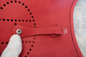 HERMES／エルメス エブリンTPM トリヨンクレマンス ルージュカザック T刻印 ショルダーバッグ 700080211