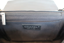将图片加载到图库查看器，CHANEL/香奈儿 V线 链条包 荔枝皮 Black/Silver hadware(黑色/銀色金属) 肩背包 800090014
