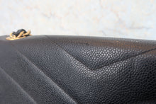 Load image into Gallery viewer, CHANEL  V-Stitch chain shoulder bag Caviar skin Black/Gold hadware Shoulder bag 800010228
