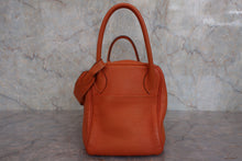将图片加载到图库查看器，HERMES LINDY 30 Clemence leather Orange □N刻印 Shoulder bag 700030284
