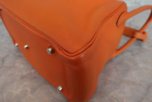 将图片加载到图库查看器，HERMES LINDY 30 Clemence leather Orange □N刻印 Shoulder bag 700030284
