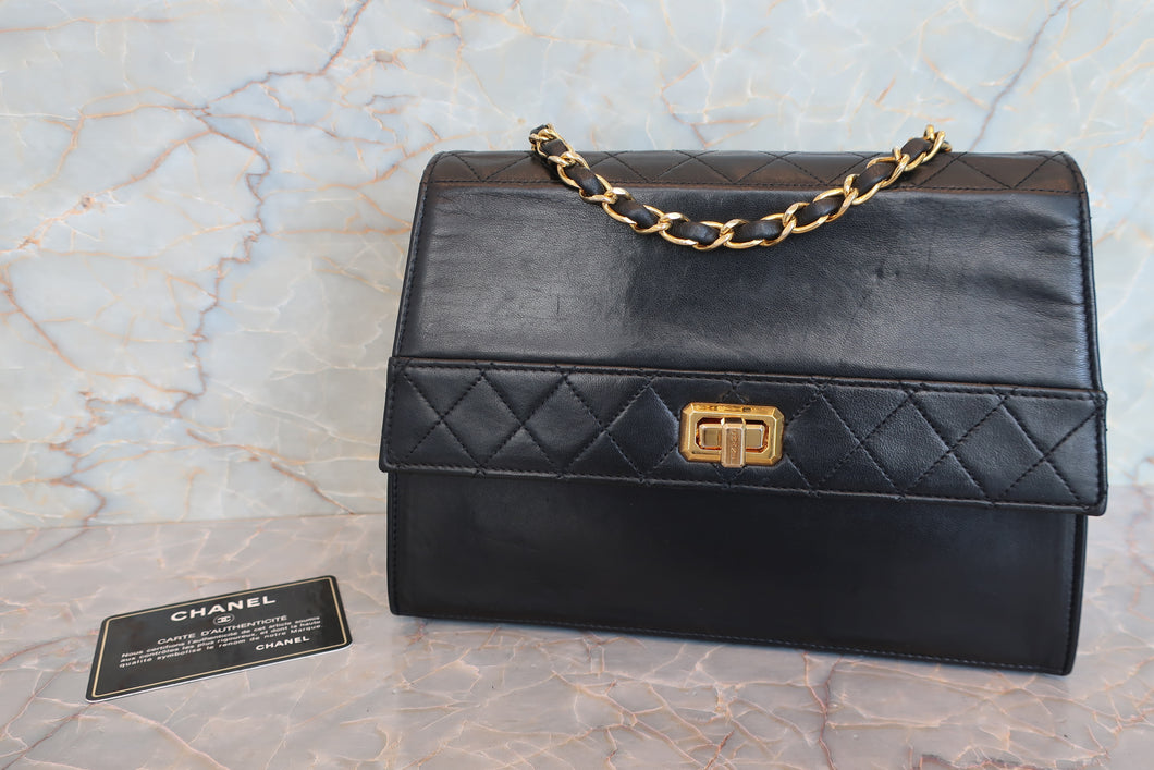 CHANEL 2.55 Chain shoulder bag Lambskin Black/Gold hadware Shoulder bag 700100004