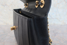 画像をギャラリービューアに読み込む, CHANEL/シャネル マドモアゼルチェーンショルダーバッグ キャビアスキン ブラック/ゴールド金具 ショルダーバッグ 800010176
