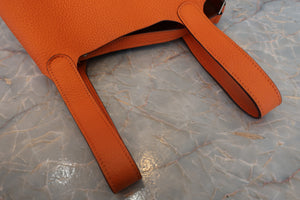 HERMES／エルメス ピコタンロックＰＭ トリヨンクレマンス オレンジ □N刻印 ハンドバッグ 700030255