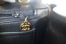 画像をギャラリービューアに読み込む, CHANEL/シャネル マドモアゼルチェーンショルダーバッグ キャビアスキン ブラック/ゴールド金具 ショルダーバッグ 800010176
