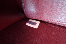 Load image into Gallery viewer, CHANEL 2.55 Chain shoulder bag Lambskin Black/Gold hadware Shoulder bag 700100004
