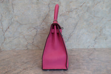 将图片加载到图库查看器，HERMES KELLY 28 Chevre myzore goatskim Fuschia pink □J刻印 Shoulder bag 700070195
