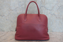 Load image into Gallery viewer, HERMES BOLIDE RELAX 35 Sikkim leather Bois de rose □O Engraving Hand bag 800090042
