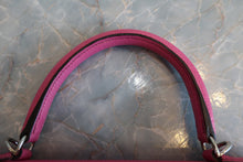 将图片加载到图库查看器，HERMES KELLY 28 Chevre myzore goatskim Fuschia pink □J刻印 Shoulder bag 700070195
