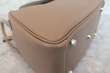 Load image into Gallery viewer, HERMES LINDY 26 Swift leather Etoupe gray T Engraving Shoulder bag 700120142
