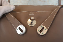 Load image into Gallery viewer, HERMES LINDY 26 Swift leather Etoupe gray T Engraving Shoulder bag 700120142
