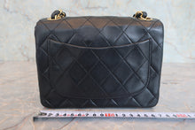 画像をギャラリービューアに読み込む, CHANEL/シャネル ミニマトラッセシングルフラップチェーンショルダーバッグ ラムスキン ブラック/ゴールド金具 ショルダーバッグ 800050088
