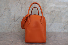 將圖片載入圖庫檢視器 HERMES／エルメス リンディ34 バイカラー トリヨンクレマンス オレンジ/ムタード □P刻印 ショルダーバッグ 700050029

